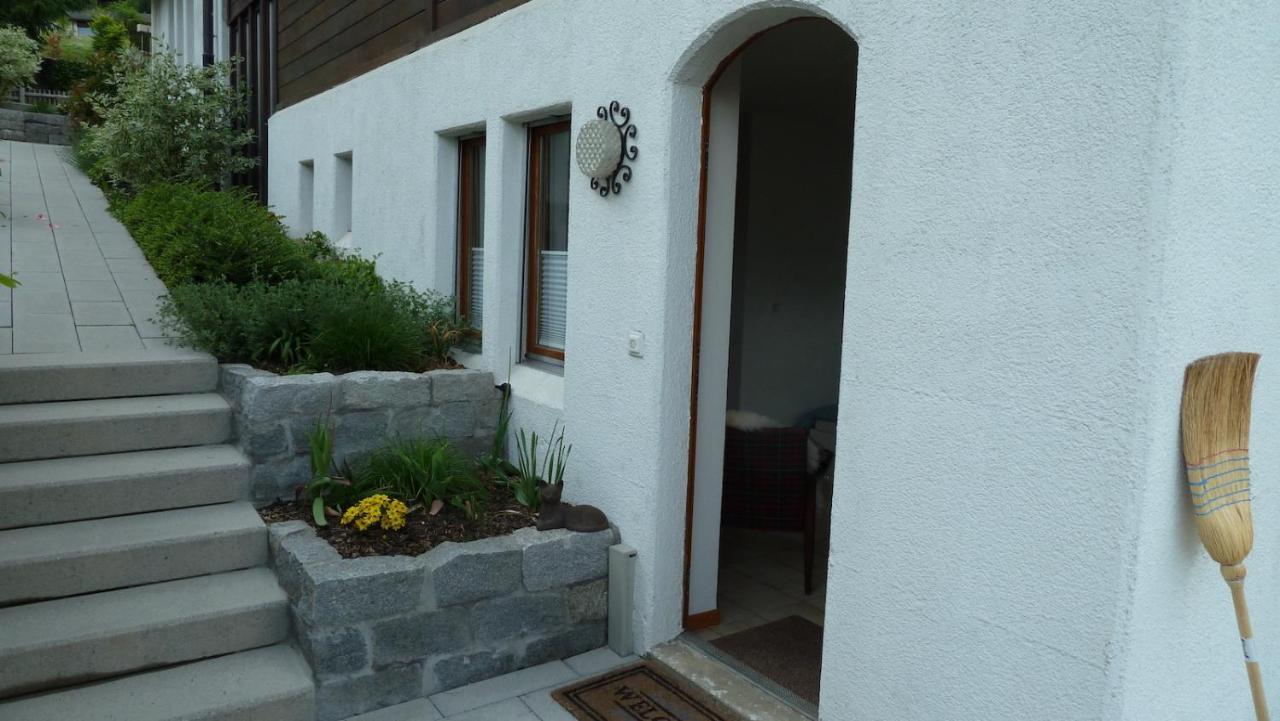 Holzji Apartment Glis ภายนอก รูปภาพ